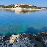 By The Sea 1 Апартаменты Пула